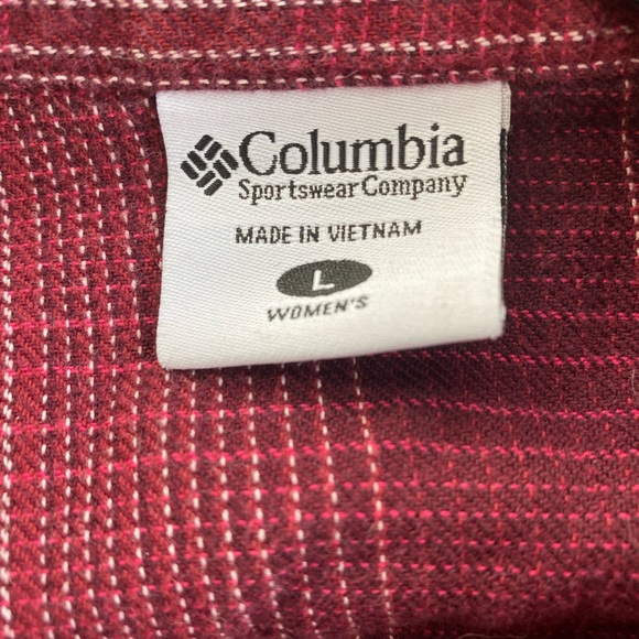 Columbia Button up - Picture 2 of 2